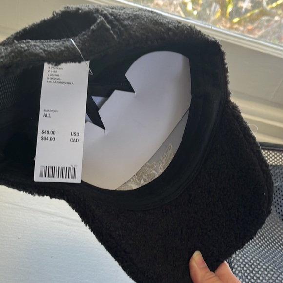 Boys lie Sherpa baseball hat black NWT - Picture 11 of 11
